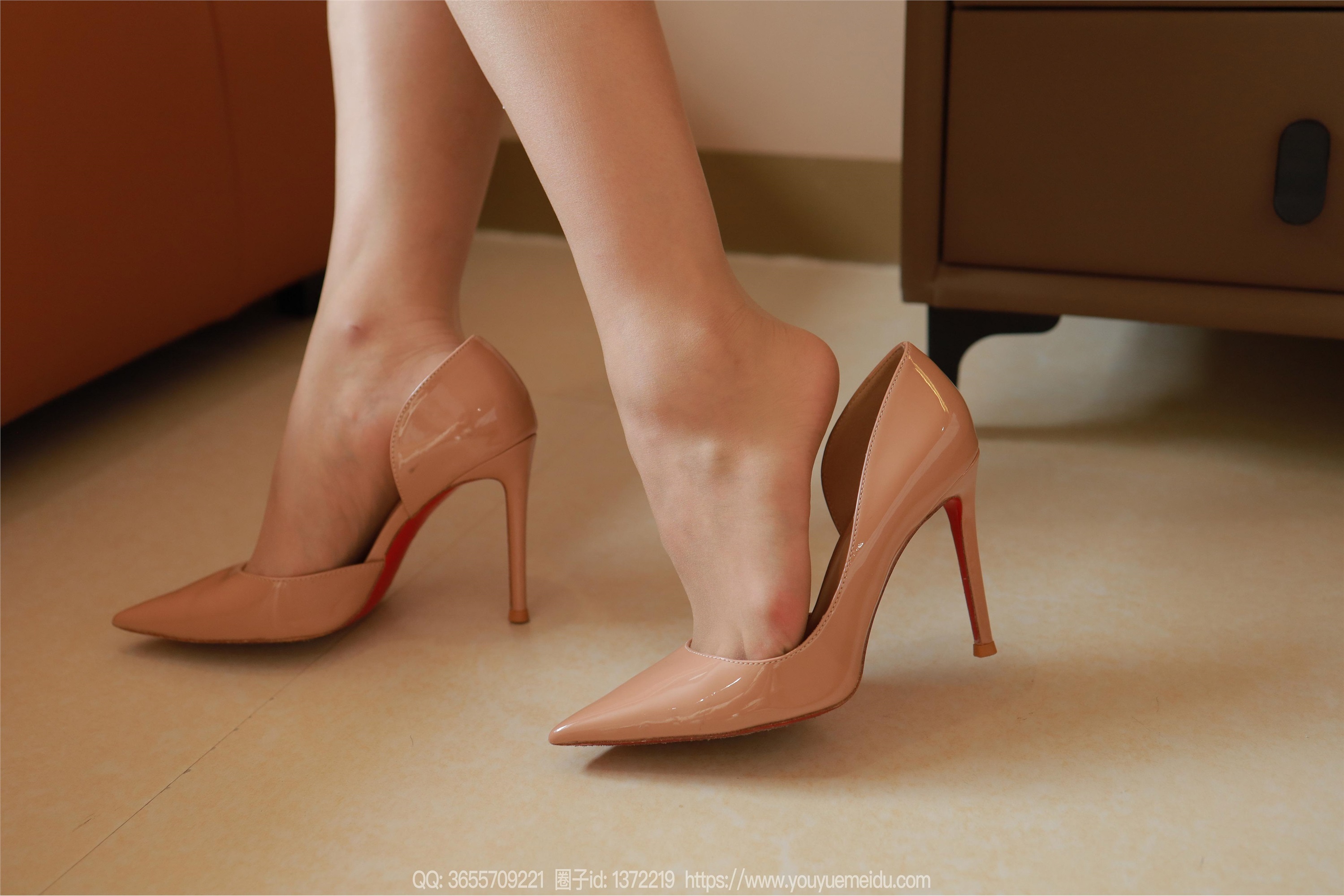 IESS异思趣向  2024.10.18 丝享家 1875 秋秋《沙发故事》